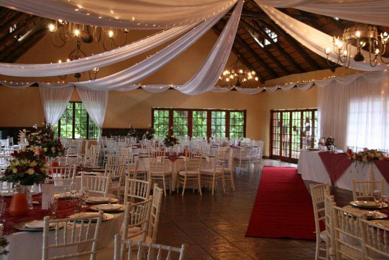 Chantecler Hotel Botha's Hill Exterior foto